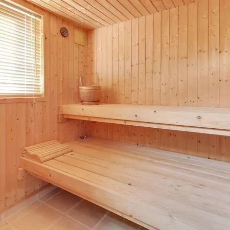 Allydia - 400m From The Sea By Interhome *