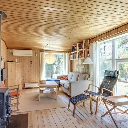 Vakantiehuis Allydia - 400m From The Sea By Interhome *
